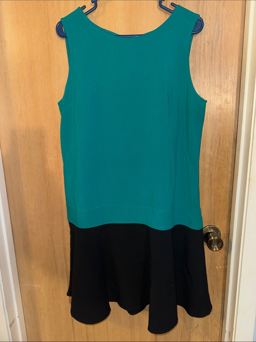 LOFT 2 Toned Sleeveless Dress Turquoise Black Zip Back Size 12